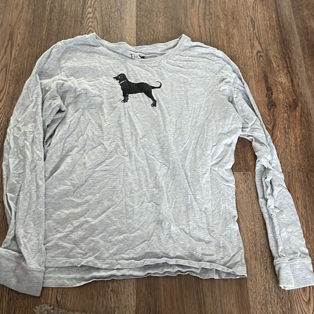 Grey long sleeve